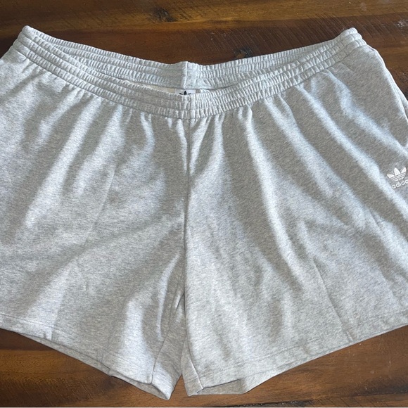 Adidas Essential Original Plus Size Gray‎ Shorts 4X NEW - Picture 3 of 8